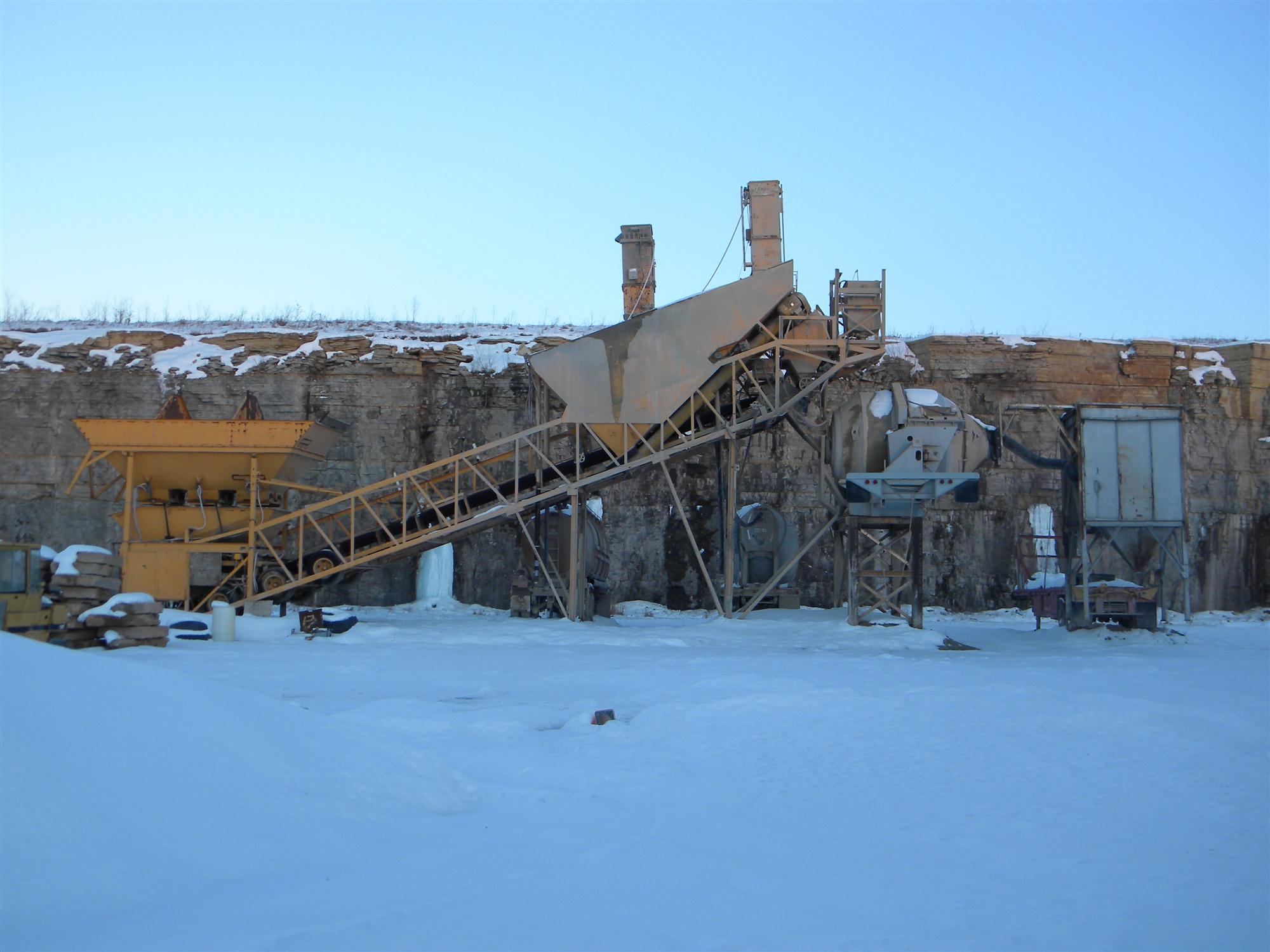 1988 used mobile Vince Hagan batch plant with Rexcon mixer and dust collector for sale