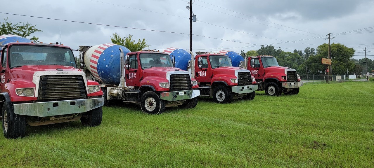 2013 Freightliner Concrete Mixer Trucks for sale