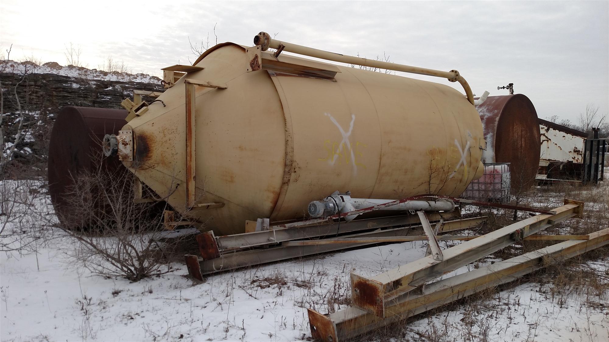 Used 300-350 bbl Silo with lower structure and 8" auger for sale
